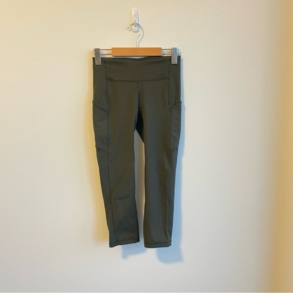 Lululemon Fast     ; Free Crop II *Nulux 19  Black Size 4